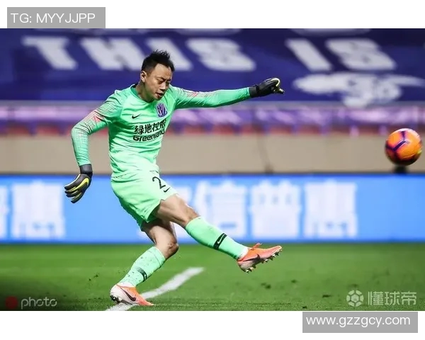 陈钊足球:从青涩少年到职业球员的成长之路与奋斗故事 陈钊足球:从青涩少年到职业球员的成长之路与奋斗故事